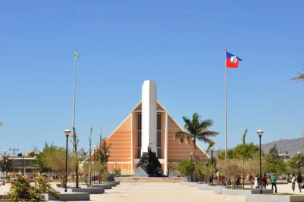 452e6f5b3f7d0cd05adb59441c248bf8gonaives